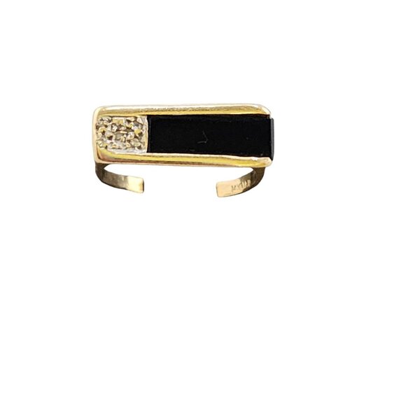 Vintage 14kt Gold Onyx & Diamond Ring Size 8.5 (A5257)